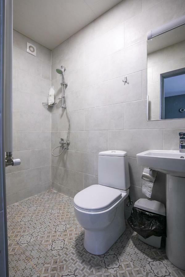 3 Heritage Rooms Тбилиси Екстериор снимка